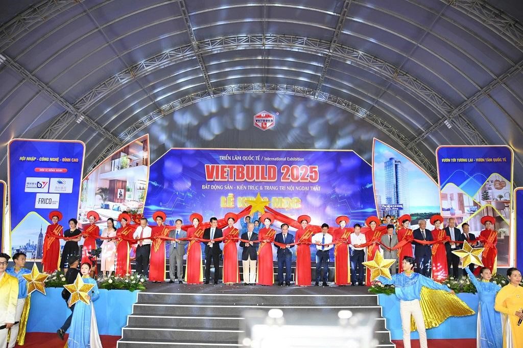 Đại Cát giới thiệu sơn gỗ Ý Borma Wachs tại Vietbuild TP.HCM 2025 - Ảnh 1.