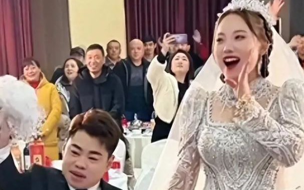 Xôn xao chuyện chàng trai 27 tuổi có 4 con, làm ông ngoại của 4 đứa cháu- Ảnh 3.