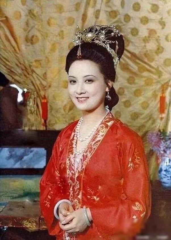 "Người đàn bà sắc sảo và ác độc nhất" của "Hồng lâu mộng": Mang tiếng tiểu tam, tủi hờn vì không thể sinh con- Ảnh 4. "Người đàn bà sắc sảo và ác độc nhất" của "Hồng lâu mộng": Mang tiếng tiểu tam, tủi hờn vì không thể sinh con- Ảnh 4.
