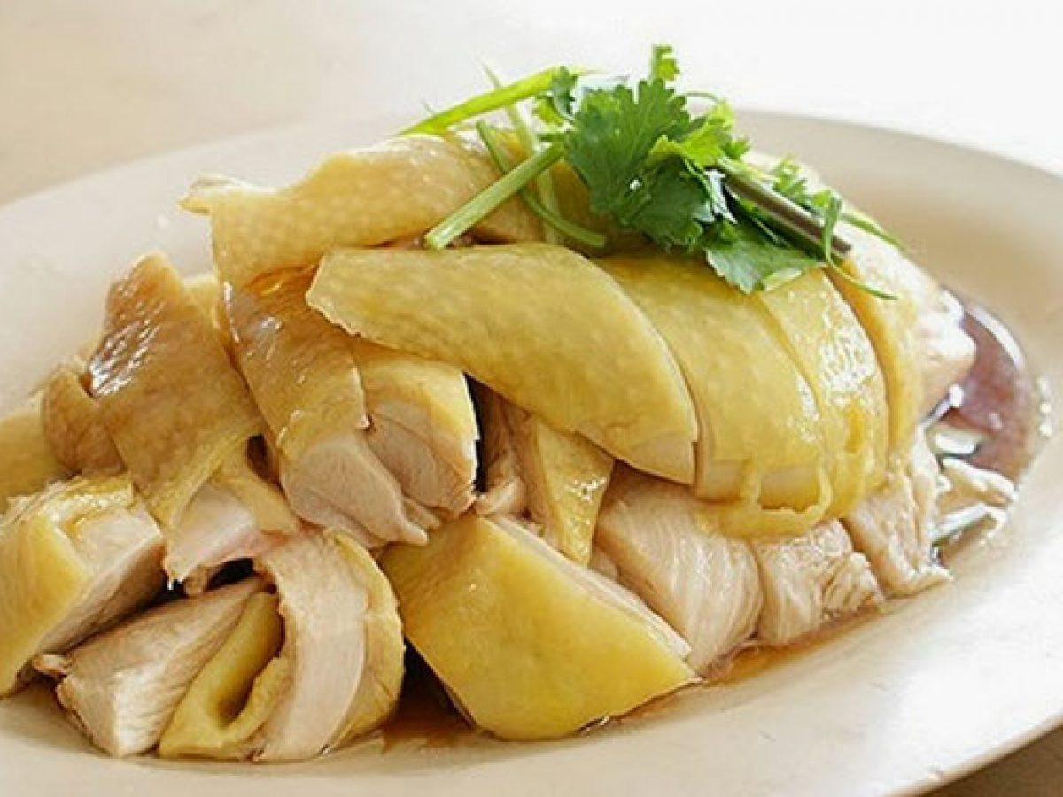 Nam thanh niên 28 tuổi tử vong sau khi ăn thịt gà - Ảnh 2.