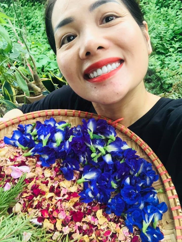 "Nữ MC có nụ cười rạng rỡ nhất VTV" sau 8 năm nghỉ việc, vẫn trẻ trung, đầy sức sống ở tuổi 50 - Ảnh 5.