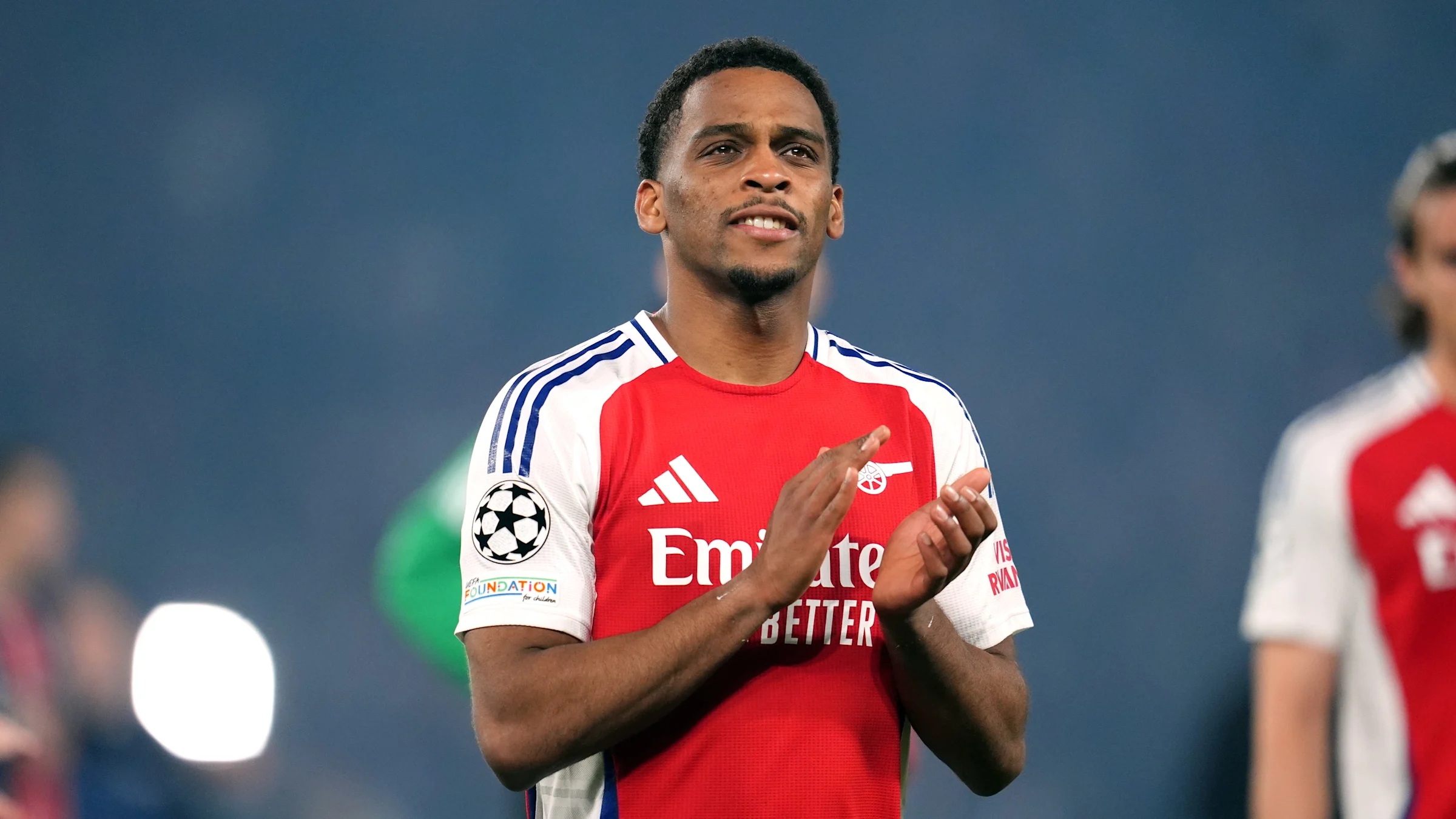 Cầu thủ Arsenal đánh giá cơ hội vô địch Premier League của câu lạc bộ- Ảnh 1. Cầu thủ Arsenal đánh giá cơ hội vô địch Premier League của câu lạc bộ- Ảnh 1.