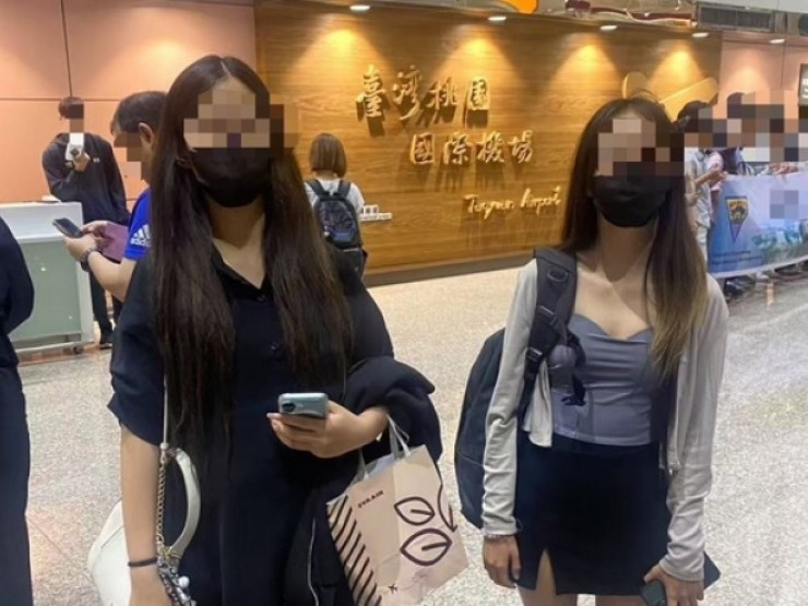 31 công dân Lâm Đồng được Campuchia trao trả: Không được dùng điện thoại, bị giám sát chặt- Ảnh 3.