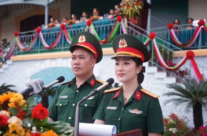 Điều ít biết về nữ Thượng úy đảm nhận giọng đọc miền Nam trong Lễ diễu binh 2/9 - Ảnh 1.