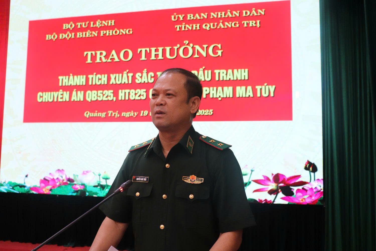 Trao thưởng thành tích xuất sắc hai chuyên án đấu tranh tội phạm ma túy- Ảnh 1. Trao thưởng thành tích xuất sắc hai chuyên án đấu tranh tội phạm ma túy- Ảnh 1.