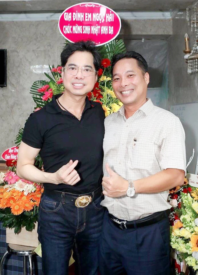 Nam ca sĩ là "vua cát-xê" sau 20 năm giải nghệ, giờ thành tỷ phú và cuộc sống viên mãn - Ảnh 6.