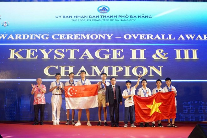 Việt Nam đạt 18 huy chương vàng tại Kỳ thi Toán học quốc tế lần thứ 25 - Ảnh 1.