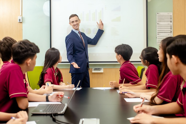 Muốn liên kết giáo dục, trường công ở Hà Nội phải thỏa mãn điều kiện gì? - Ảnh 1.
