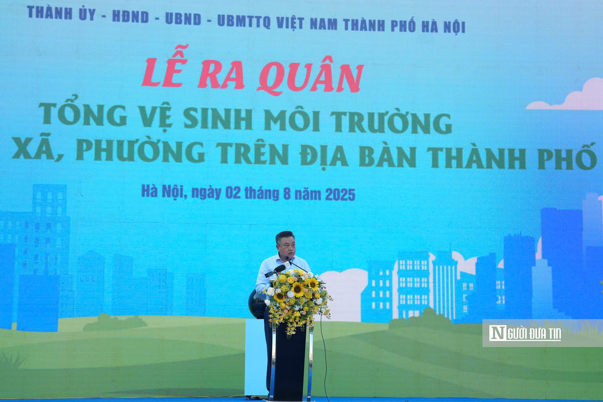 Hà Nội kêu gọi mỗi người dân là một "công nhân môi trường"- Ảnh 2.