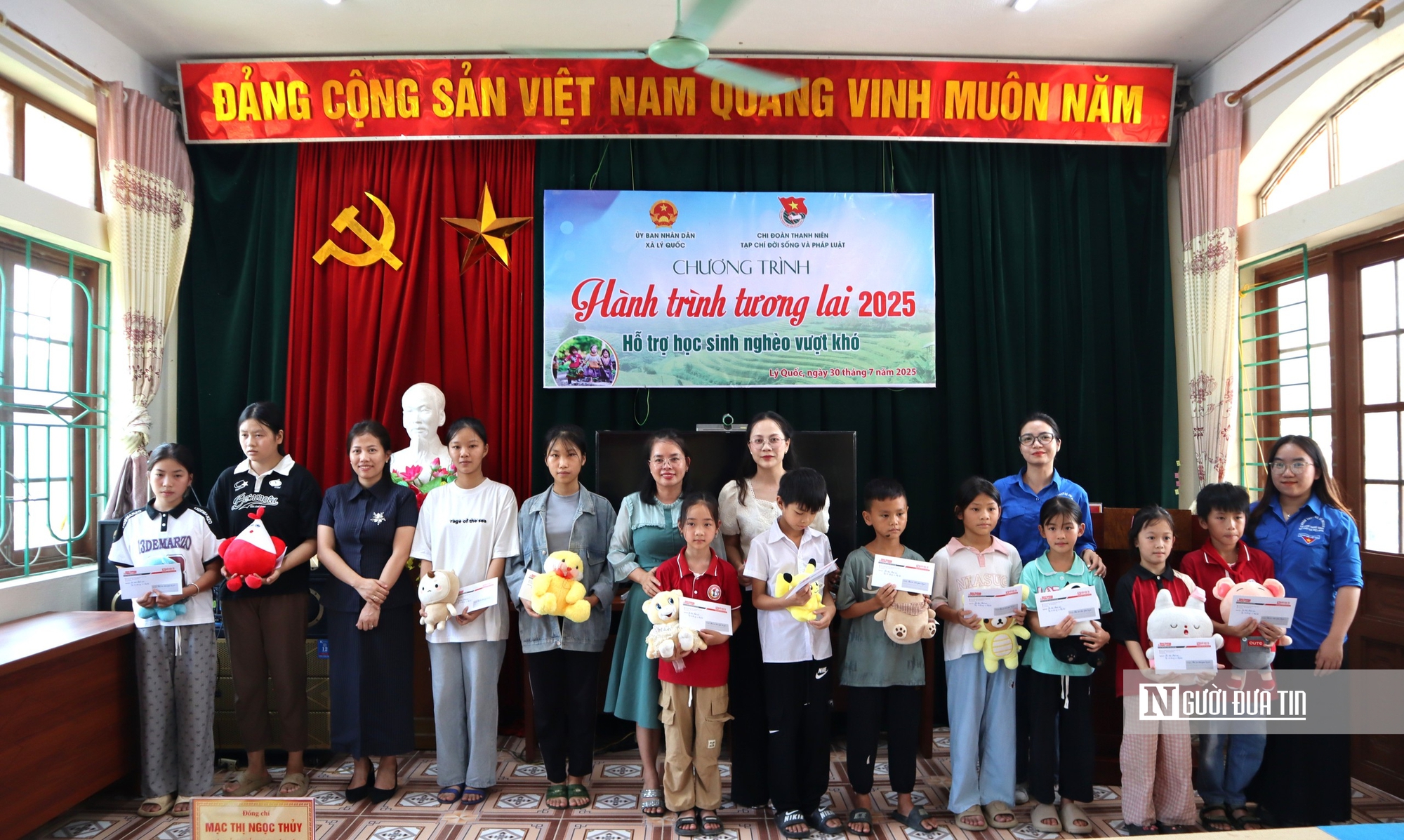 Tuổi trẻ ĐS&PL và hành trình lan tỏa yêu thương tại biên cương Tổ quốc- Ảnh 5. Tuổi trẻ ĐS&PL và hành trình lan tỏa yêu thương tại biên cương Tổ quốc- Ảnh 5.