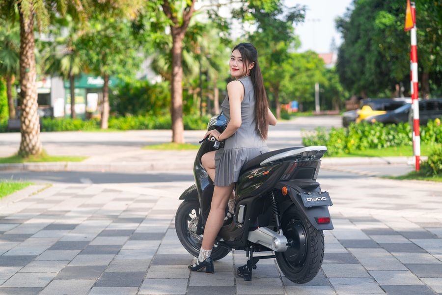 Đánh giá xe máy điện Dibao LS007 Form dáng SH - Ảnh 6.