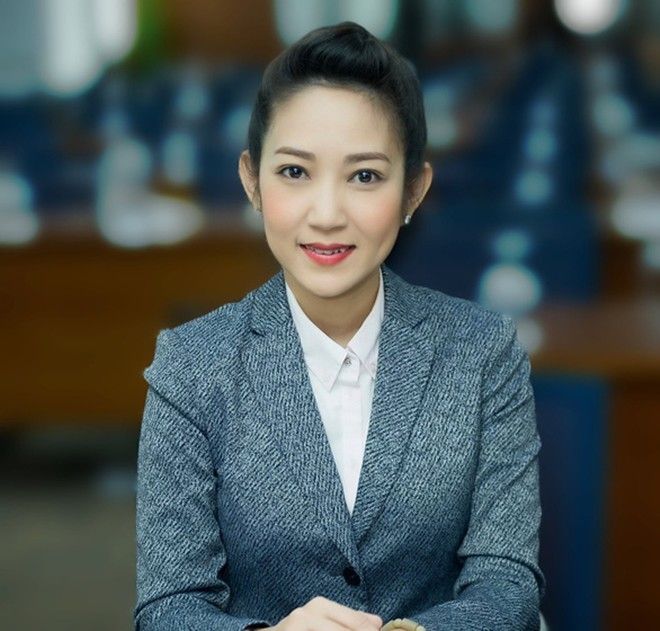 Nữ anh hùng trong "Người con gái đất đỏ": U50 là Phó Giám đốc Sở Văn hóa TP.HCM, tài hoa nhưng tình duyên lận đận - Ảnh 7.