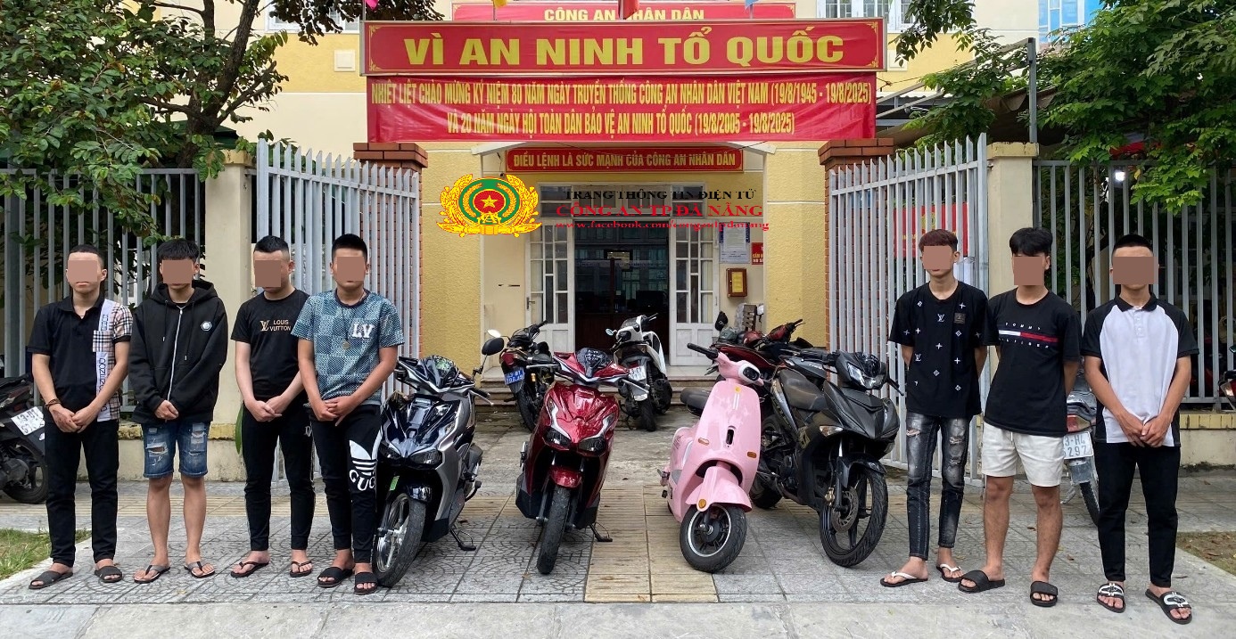 Bắt nhóm “báo thủ” tấn công nam sinh 16 tuổi gây thương tật 41%, mù vĩnh viễn - Ảnh 1.