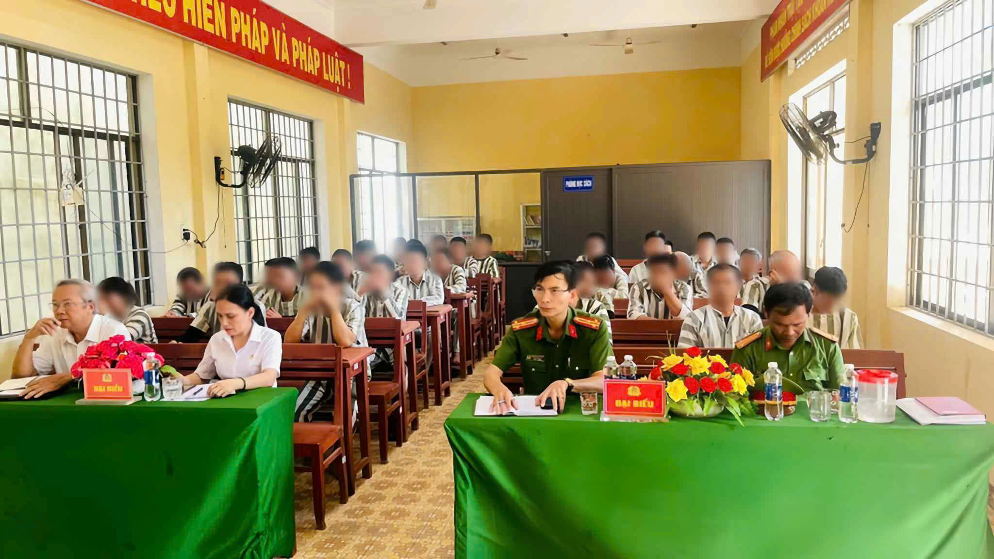 Hội Luật gia tỉnh Quảng Ngãi phổ biến, giáo dục pháp luật cho phạm nhân - Ảnh 1.
