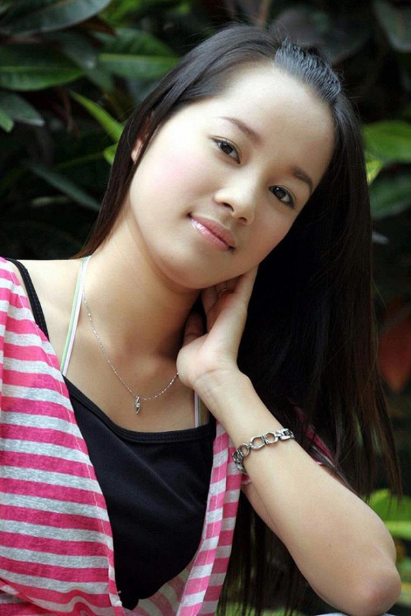 Nàng "Vàng Anh đời đầu": Tuổi 40 cuộc sống sang chảnh, nhan sắc thăng hạng- Ảnh 1. Nàng "Vàng Anh đời đầu": Tuổi 40 cuộc sống sang chảnh, nhan sắc thăng hạng- Ảnh 1.