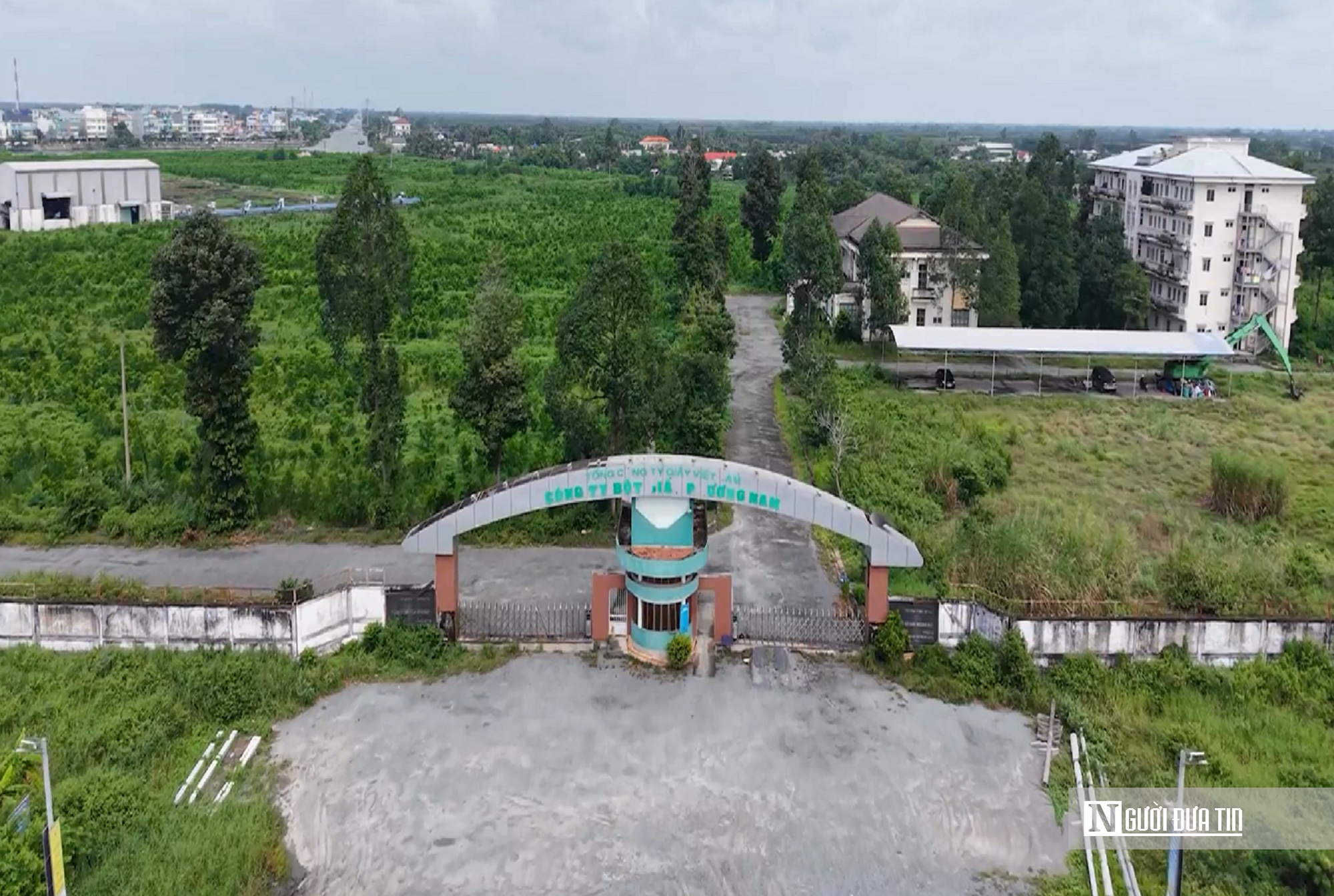Nhà máy bột giấy nghìn tỷ bỏ hoang, 45ha "đất vàng" phủ đầy cỏ dại- Ảnh 1.