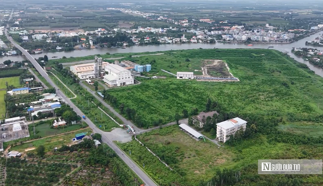 Nhà máy bột giấy nghìn tỷ bỏ hoang, 45ha "đất vàng" phủ đầy cỏ dại- Ảnh 10.