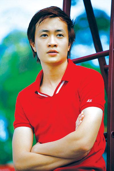 Nam MC "bất ổn" trong "Gặp nhau cuối tuần", "độc thân vui vẻ" ở tuổi U50 - Ảnh 1.