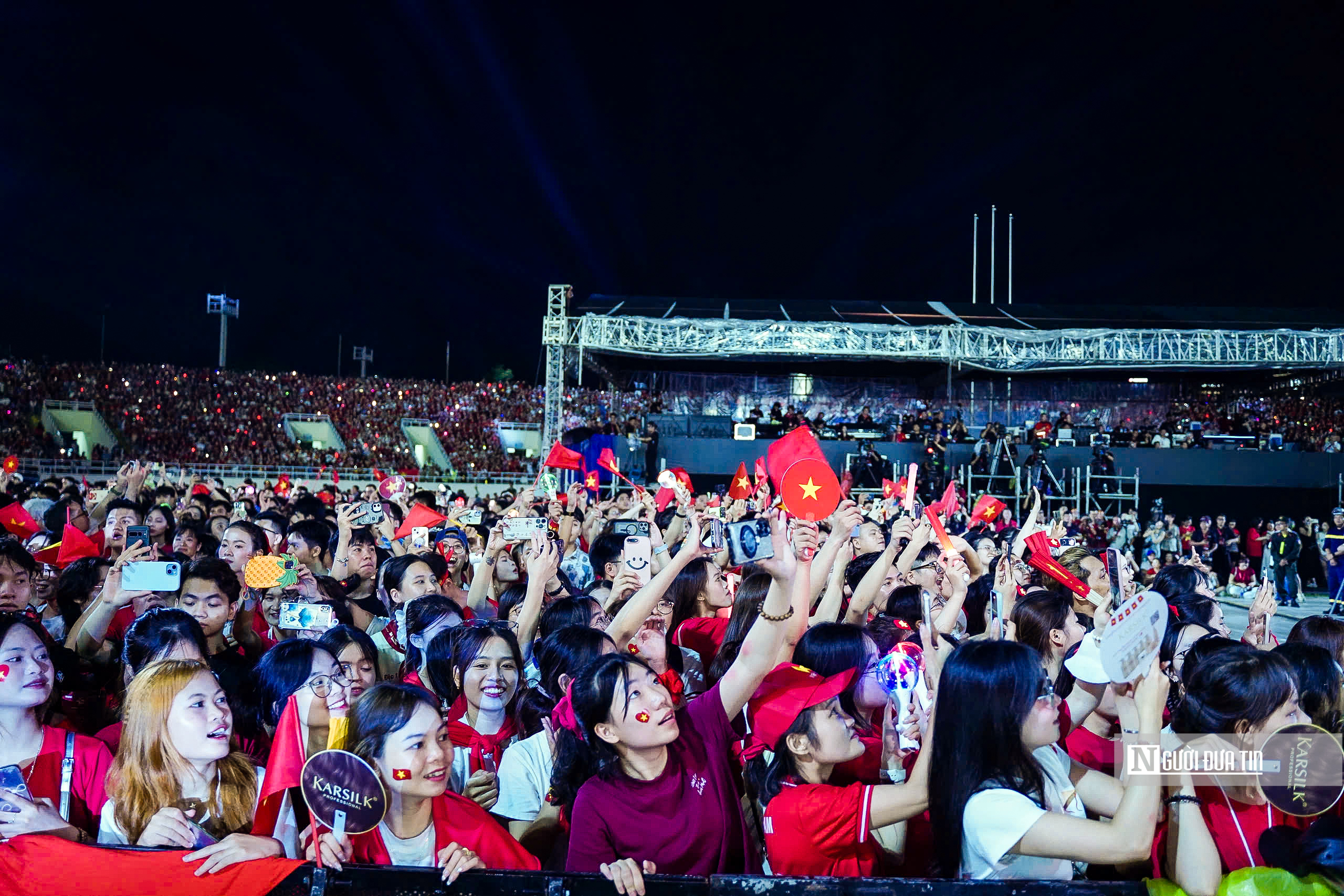 Concert quốc gia: Khi âm nhạc tiếp lửa tình yêu Tổ quốc- Ảnh 5. Concert quốc gia: Khi âm nhạc tiếp lửa tình yêu Tổ quốc- Ảnh 5.