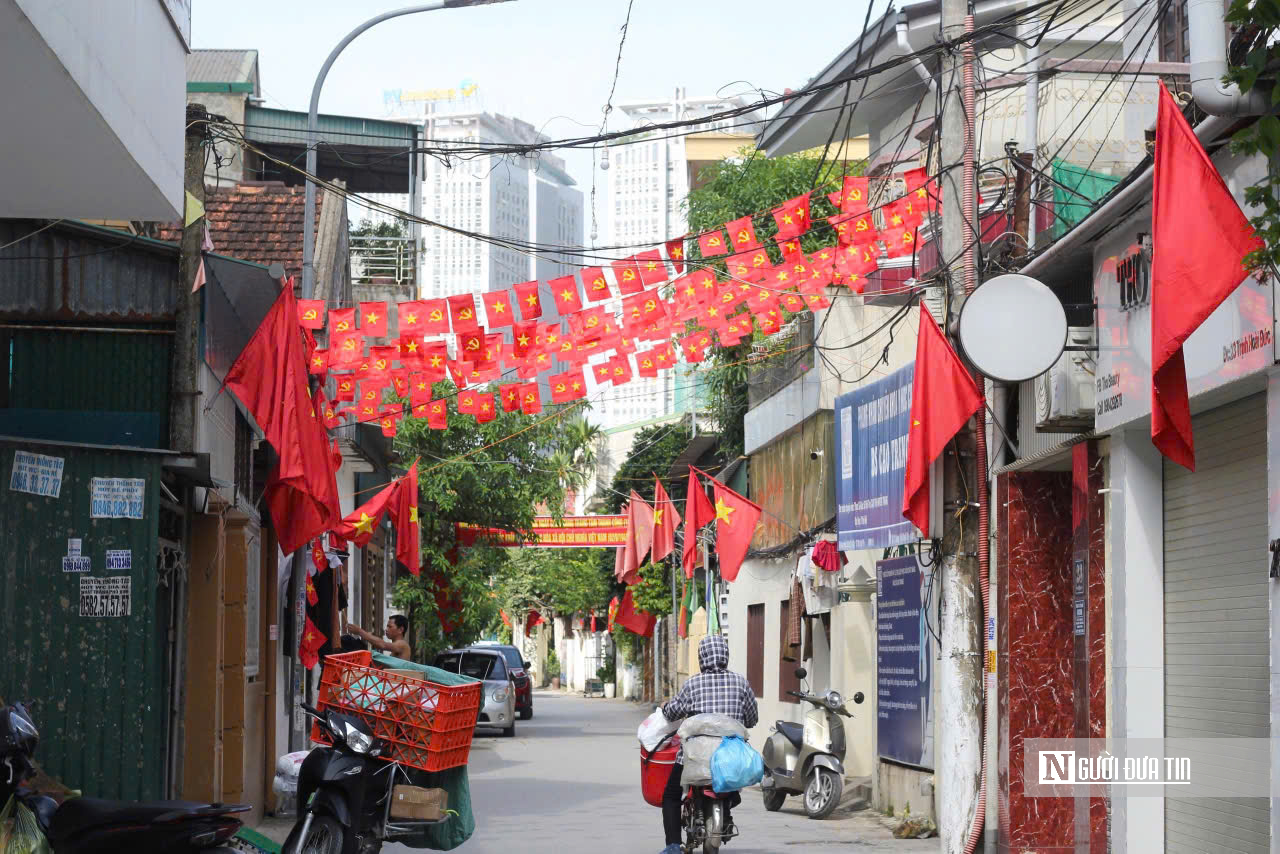 Nghệ An bừng sáng cờ hoa hân hoan đón 80 năm Quốc khánh- Ảnh 3. Nghệ An bừng sáng cờ hoa hân hoan đón 80 năm Quốc khánh- Ảnh 3.