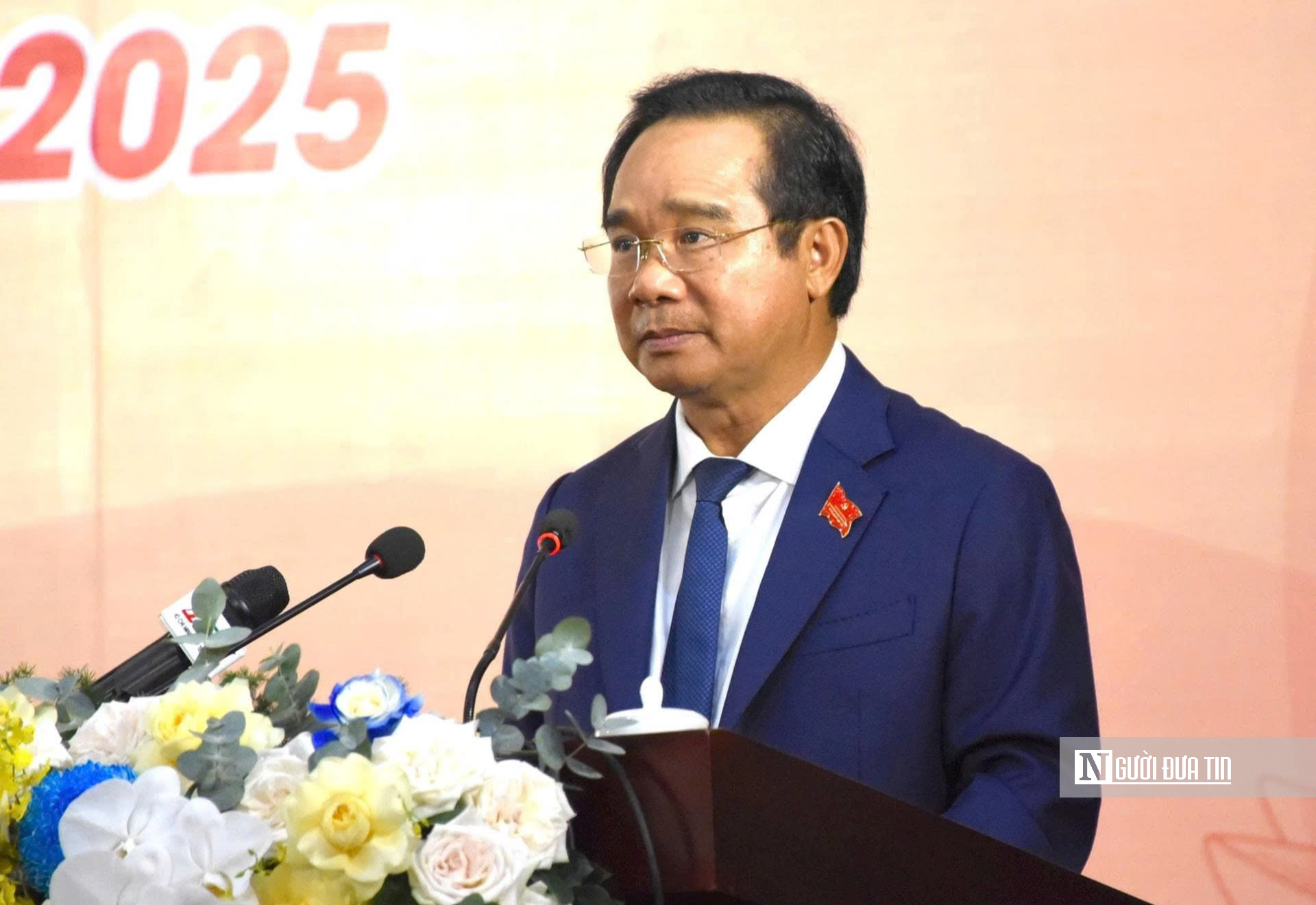 Bí thư Thành ủy Tp.HCM: “Kinh tế là hàng đầu, văn hóa xã hội là nền tảng, quốc phòng an ninh là trọng yếu”- Ảnh 3. Bí thư Thành ủy Tp.HCM: “Kinh tế là hàng đầu, văn hóa xã hội là nền tảng, quốc phòng an ninh là trọng yếu”- Ảnh 3.