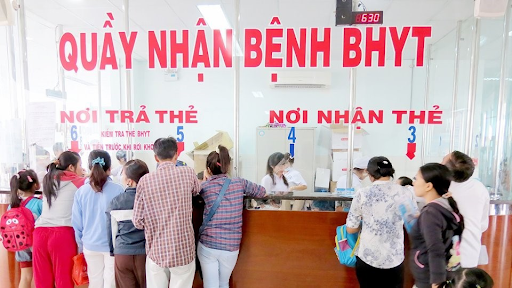 Thẻ bảo hiểm y tế điện tử lỗi, người bệnh có bị mất quyền lợi?- Ảnh 1. Thẻ bảo hiểm y tế điện tử lỗi, người bệnh có bị mất quyền lợi?- Ảnh 1.
