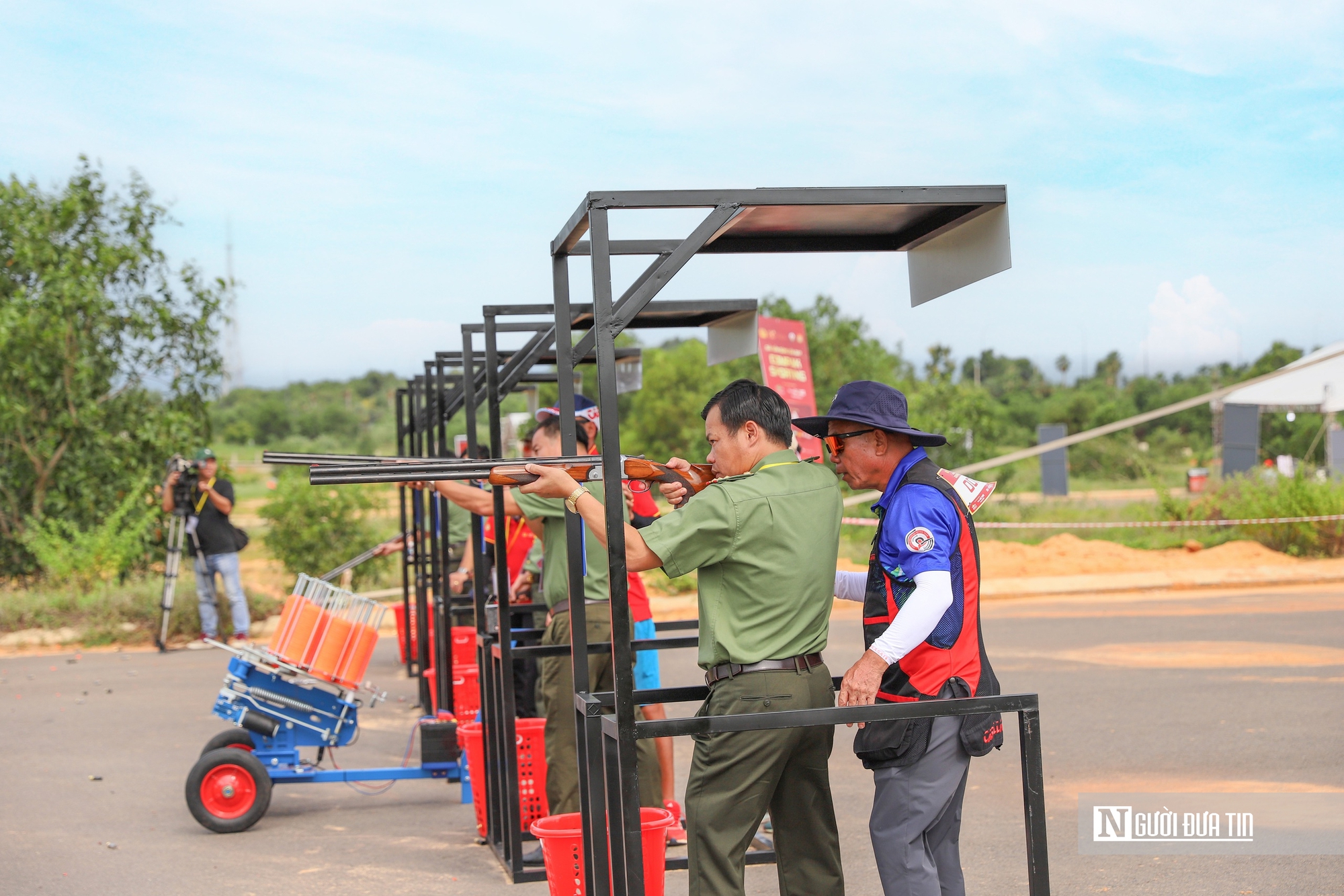 Hơn 3.000 vận động viên tham gia giải chạy kỷ niệm 80 năm Công an nhân dân- Ảnh 9. Hơn 3.000 vận động viên tham gia giải chạy kỷ niệm 80 năm Công an nhân dân- Ảnh 9.