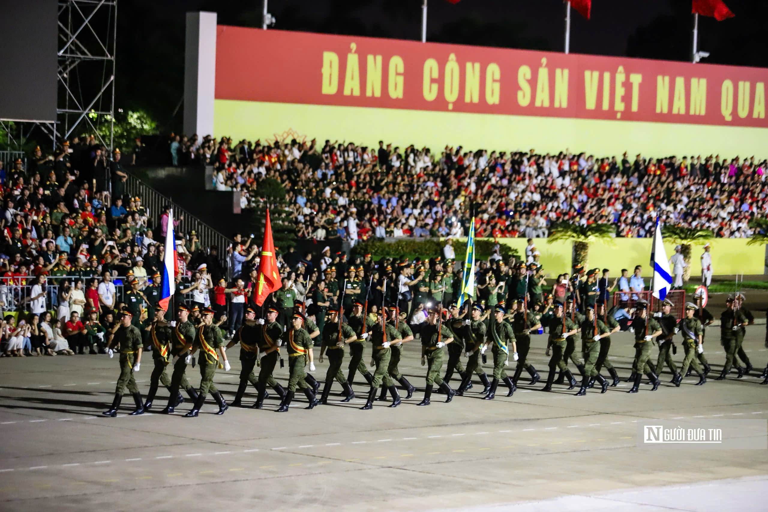 Toàn cảnh buổi tổng hợp luyện diễu binh, diễu hành lần 2 trên Quảng trường Ba Đình- Ảnh 5. Toàn cảnh buổi tổng hợp luyện diễu binh, diễu hành lần 2 trên Quảng trường Ba Đình- Ảnh 5.