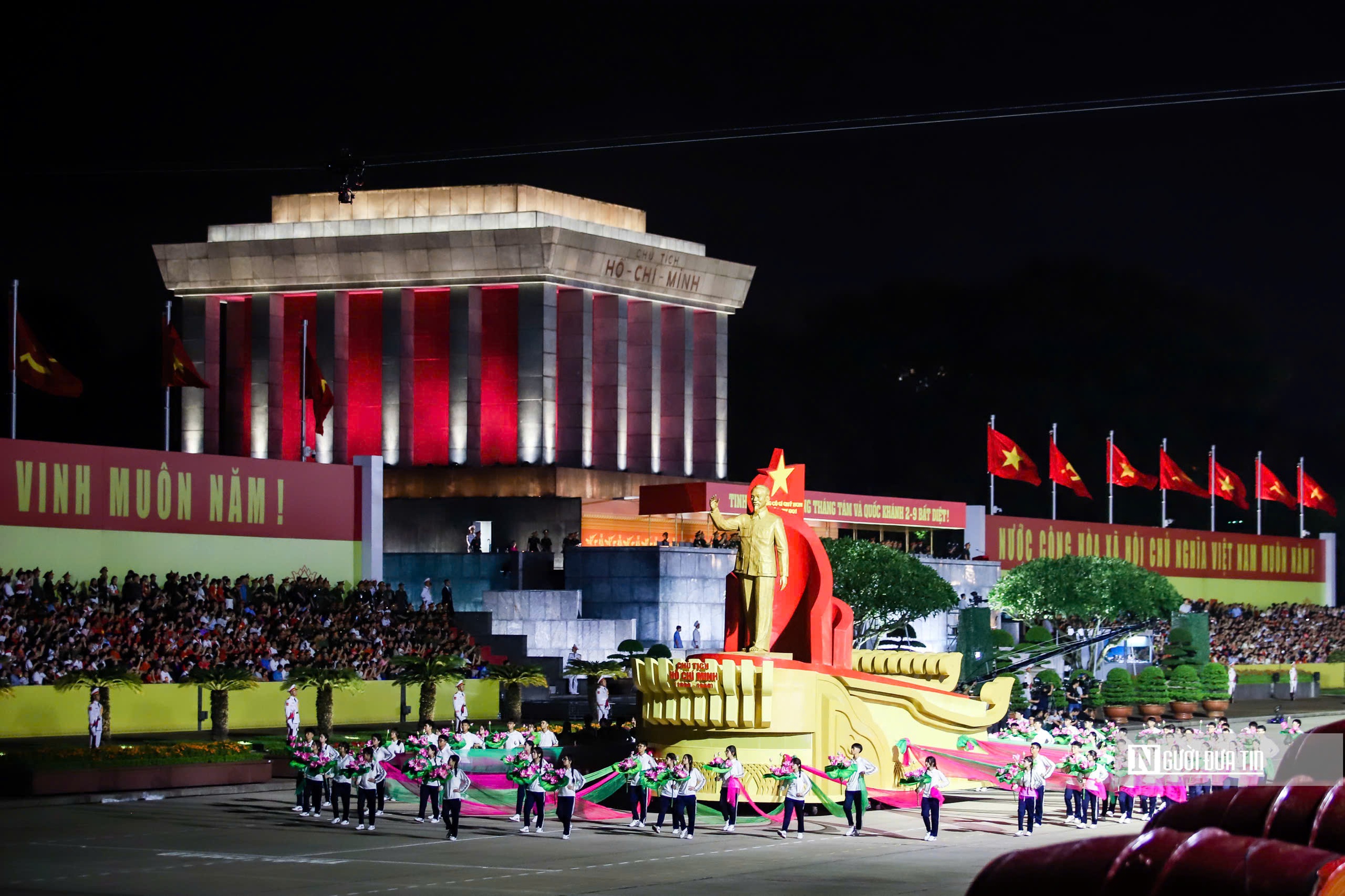 Toàn cảnh buổi tổng hợp luyện diễu binh, diễu hành lần 2 trên Quảng trường Ba Đình- Ảnh 2. Toàn cảnh buổi tổng hợp luyện diễu binh, diễu hành lần 2 trên Quảng trường Ba Đình- Ảnh 2.