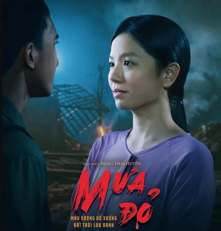 Nữ diễn viên là bóng hồng duy nhất trong "Mưa đỏ", nhan sắc gây ấn tượng, đời tư cực bí ẩn- Ảnh 3. Nữ diễn viên là bóng hồng duy nhất trong "Mưa đỏ", nhan sắc gây ấn tượng, đời tư cực bí ẩn- Ảnh 3.