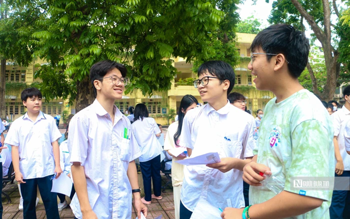 Bản tin 26/8: Hơn 5 điểm/môn cũng đỗ vào loạt trường đại học top đầu - Ảnh 1.