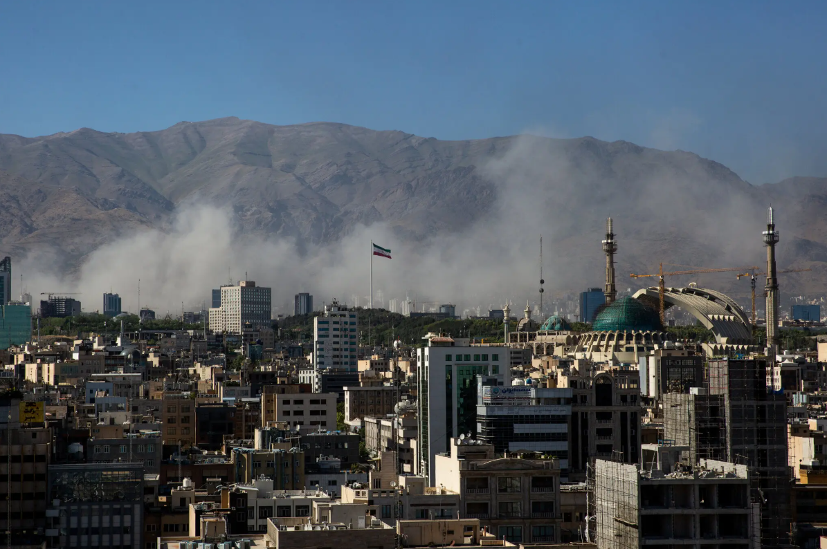 Đàm phán không hiệu quả, Iran cảnh báo bộ 3 cường quốc châu Âu- Ảnh 2. Đàm phán không hiệu quả, Iran cảnh báo bộ 3 cường quốc châu Âu- Ảnh 2.