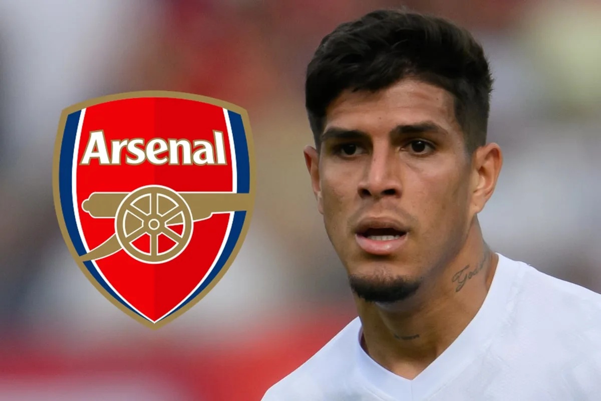 Arsenal đang theo đuổi Hincapie để thay thế Jakub Kiwior. Arsenal đang theo đuổi Hincapie để thay thế Jakub Kiwior.