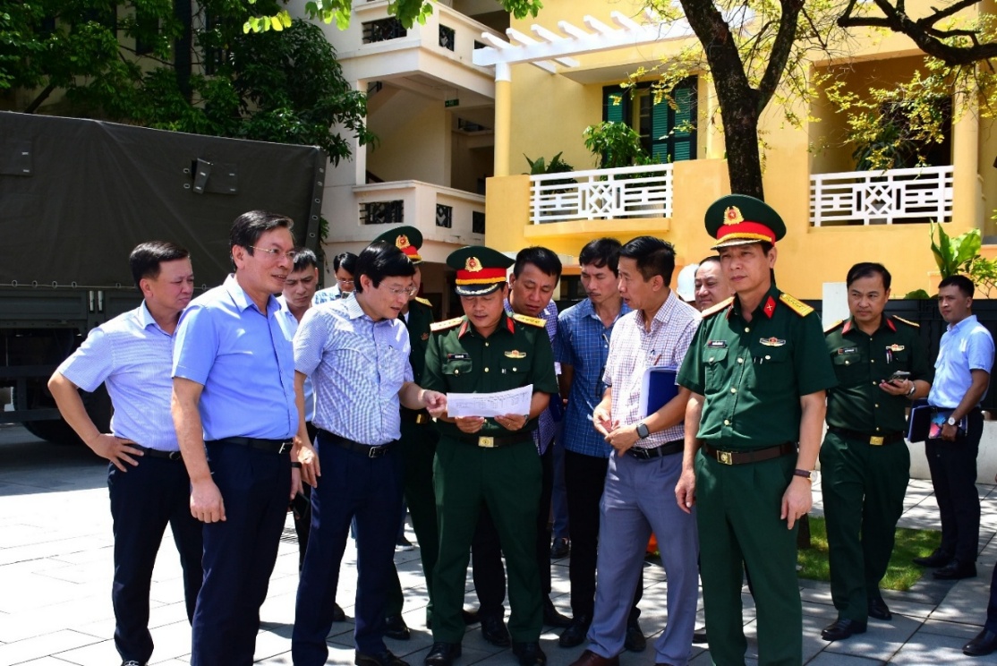 EVNHANOI đảm bảo điện an toàn, ổn định, liên tục phục vụ Đại lễ 80 năm Cách mạng Tháng Tám và Quốc khánh 2/9- Ảnh 7. EVNHANOI đảm bảo điện an toàn, ổn định, liên tục phục vụ Đại lễ 80 năm Cách mạng Tháng Tám và Quốc khánh 2/9- Ảnh 7.