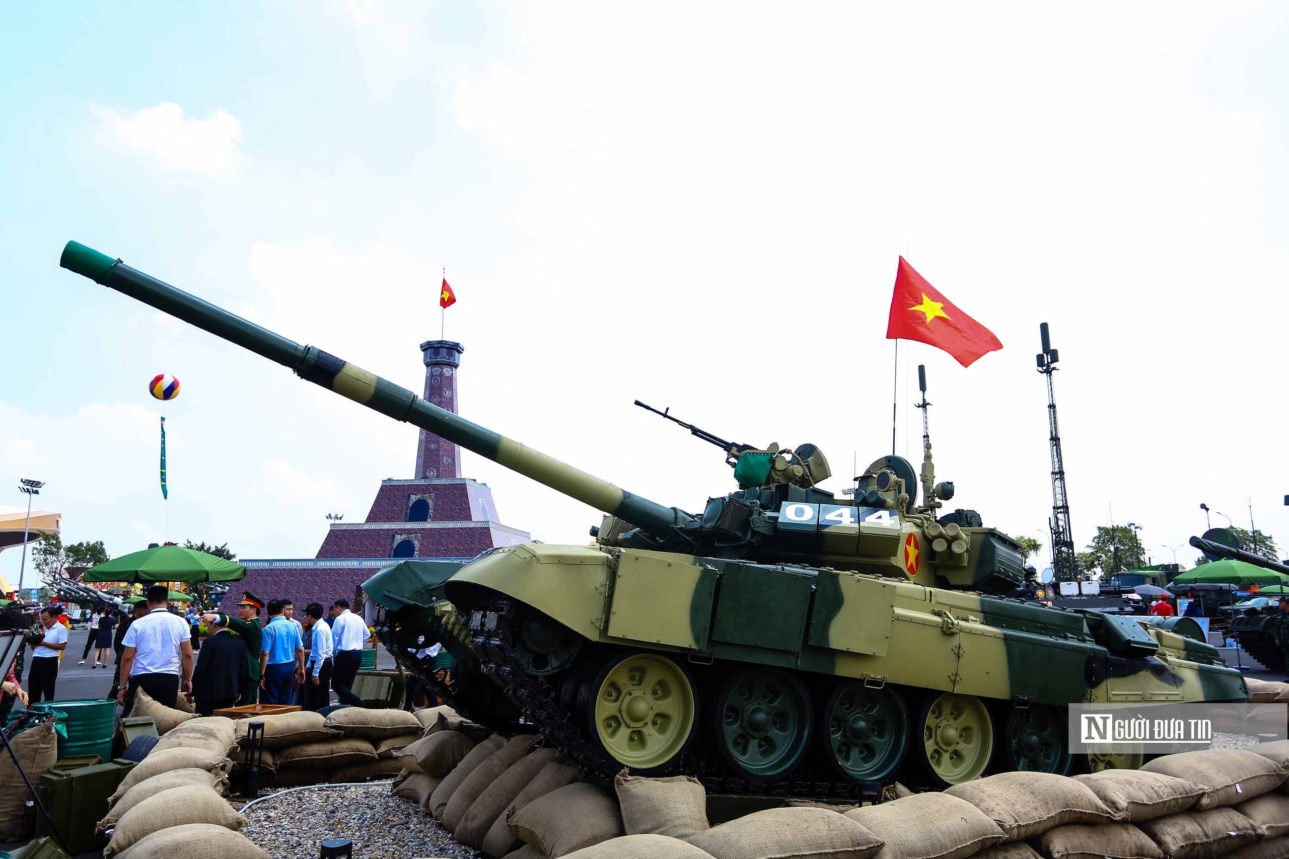 Ngắm dàn khí tài “khủng” tại Triển lãm thành tựu đất nước- Ảnh 13. Ngắm dàn khí tài “khủng” tại Triển lãm thành tựu đất nước- Ảnh 13.