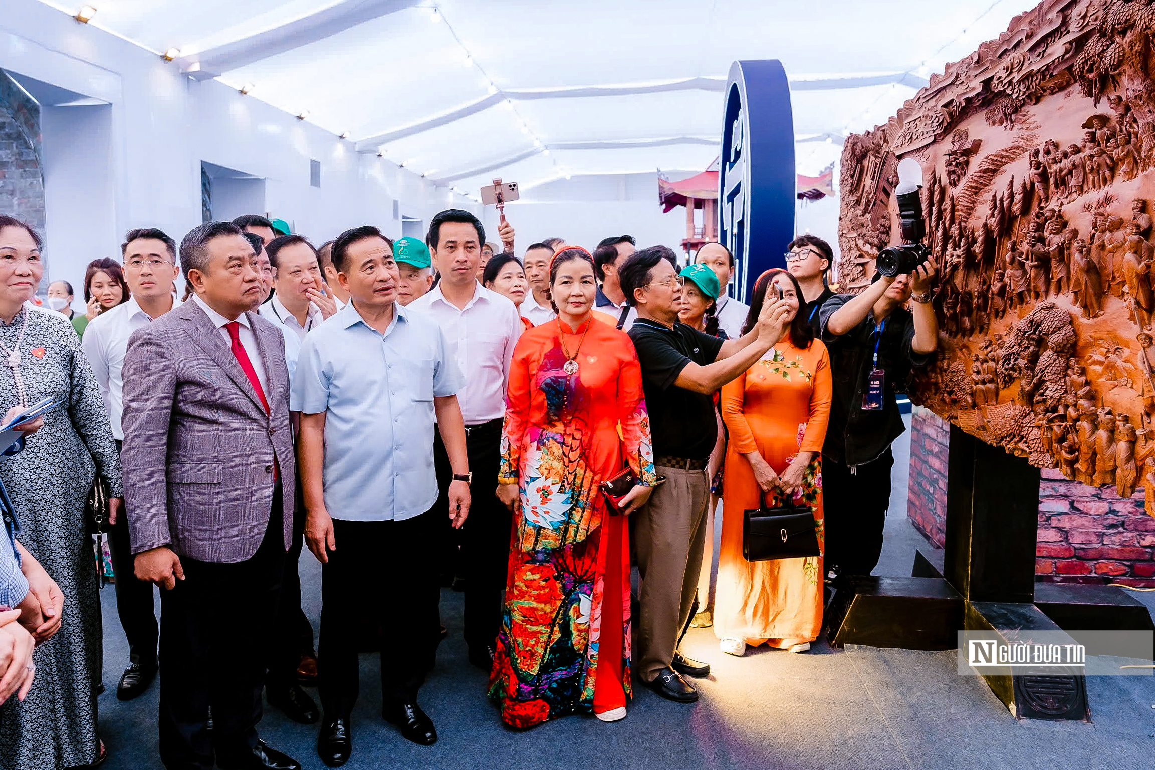 Hà Nội: Người dân phấn khởi tham quan Triển lãm thành tựu đất nước - Ảnh 24. Hà Nội: Người dân phấn khởi tham quan Triển lãm thành tựu đất nước - Ảnh 24.