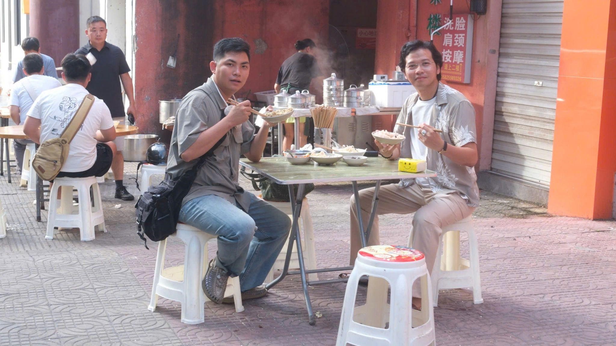 Golden Smile Travel tổ chức thành công Famtrip “Phong Vị Trùng Khánh” và hướng đến mở rộng thị trường du lịch Trung Quốc 2025 - Ảnh 2.