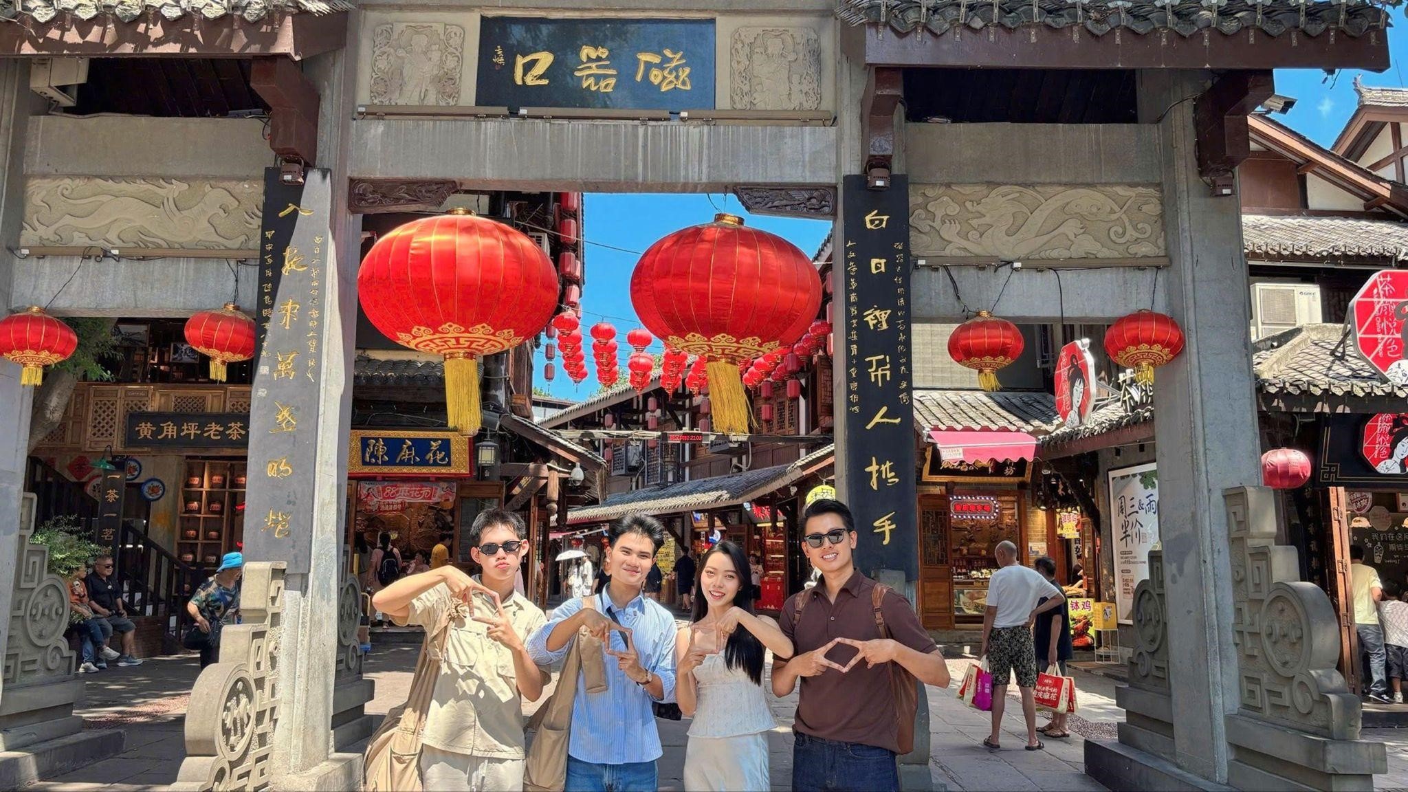 Golden Smile Travel tổ chức thành công Famtrip “Phong Vị Trùng Khánh” và hướng đến mở rộng thị trường du lịch Trung Quốc 2025 - Ảnh 3.