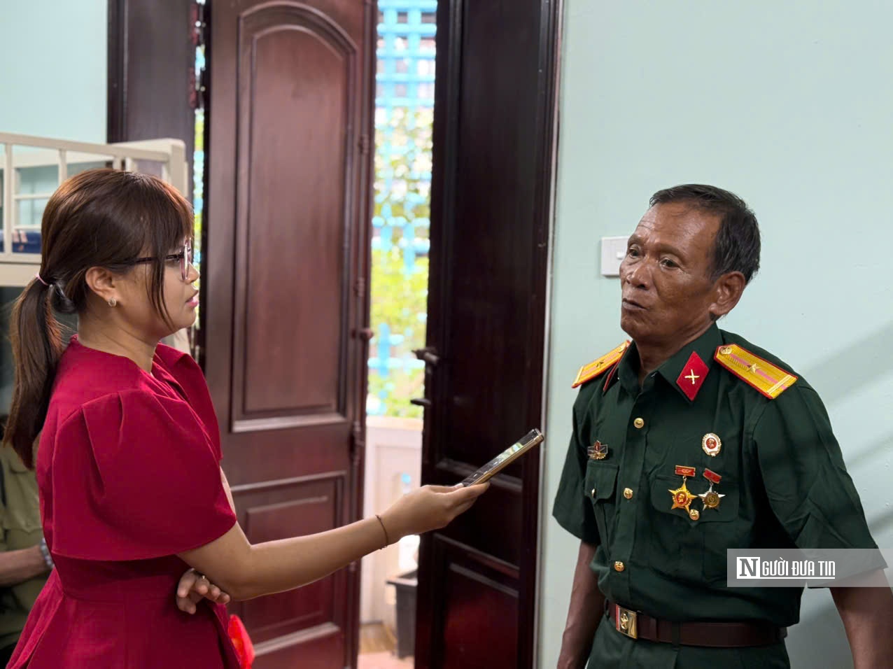 Cựu chiến binh vượt gần 1.000 km ra Hà Nội dịp 2/9: "Tôi rất xúc động"- Ảnh 3.