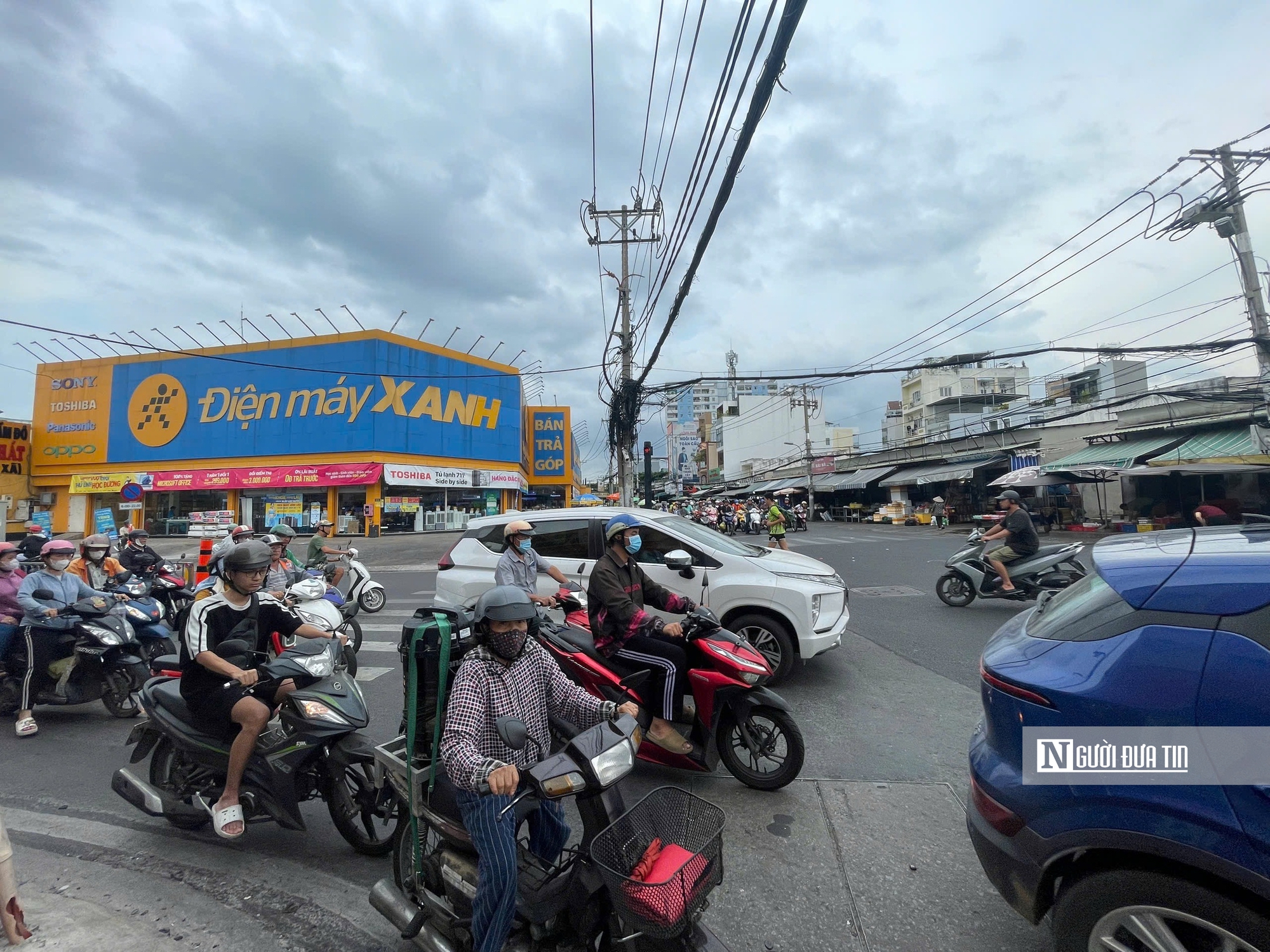 Cận cảnh 3 giao lộ được Tp.HCM lên phương án xây cầu vượt để giải quyết tình trạng kẹt xe- Ảnh 25. Cận cảnh 3 giao lộ được Tp.HCM lên phương án xây cầu vượt để giải quyết tình trạng kẹt xe- Ảnh 25.