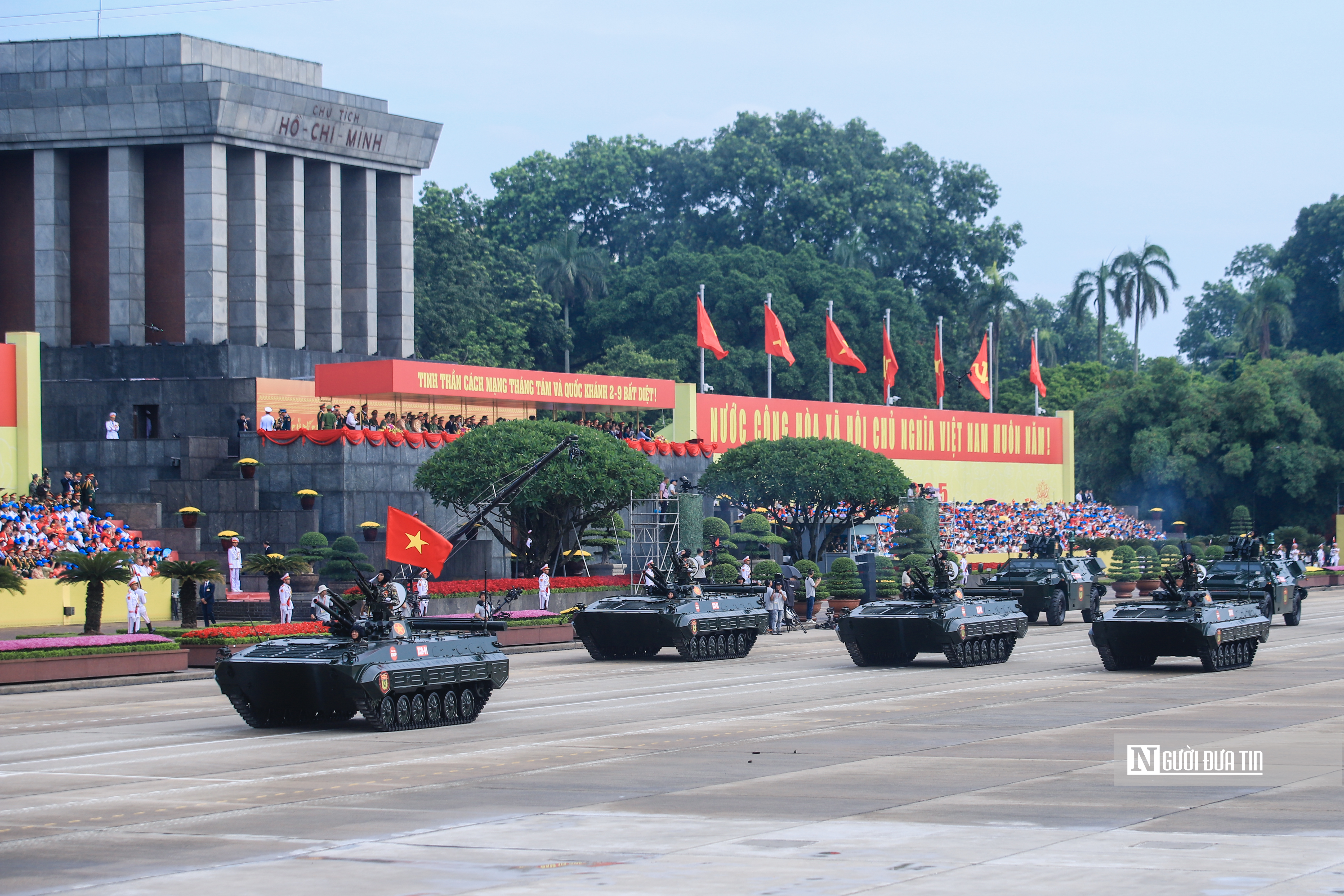 Video: Cận cảnh tổ hợp tên lửa đạn đạo Scud-B và dàn khí tài "khủng" tại tổng duyệt A80- Ảnh 5. Video: Cận cảnh tổ hợp tên lửa đạn đạo Scud-B và dàn khí tài "khủng" tại tổng duyệt A80- Ảnh 5.