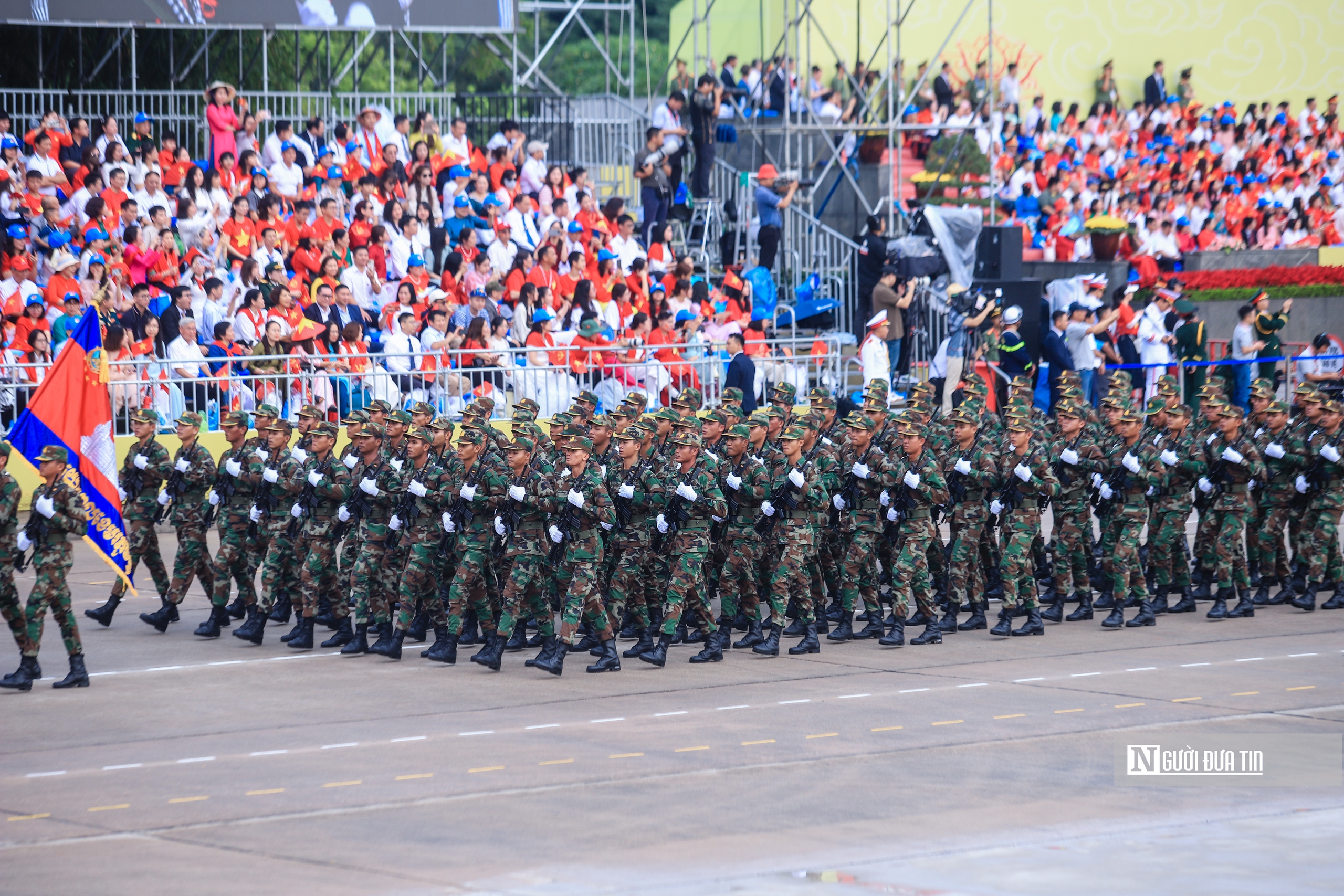 Khối quân nhân Trung Quốc, Nga...sải bước trên Quảng trường Ba Đình- Ảnh 11. Khối quân nhân Trung Quốc, Nga...sải bước trên Quảng trường Ba Đình- Ảnh 11.