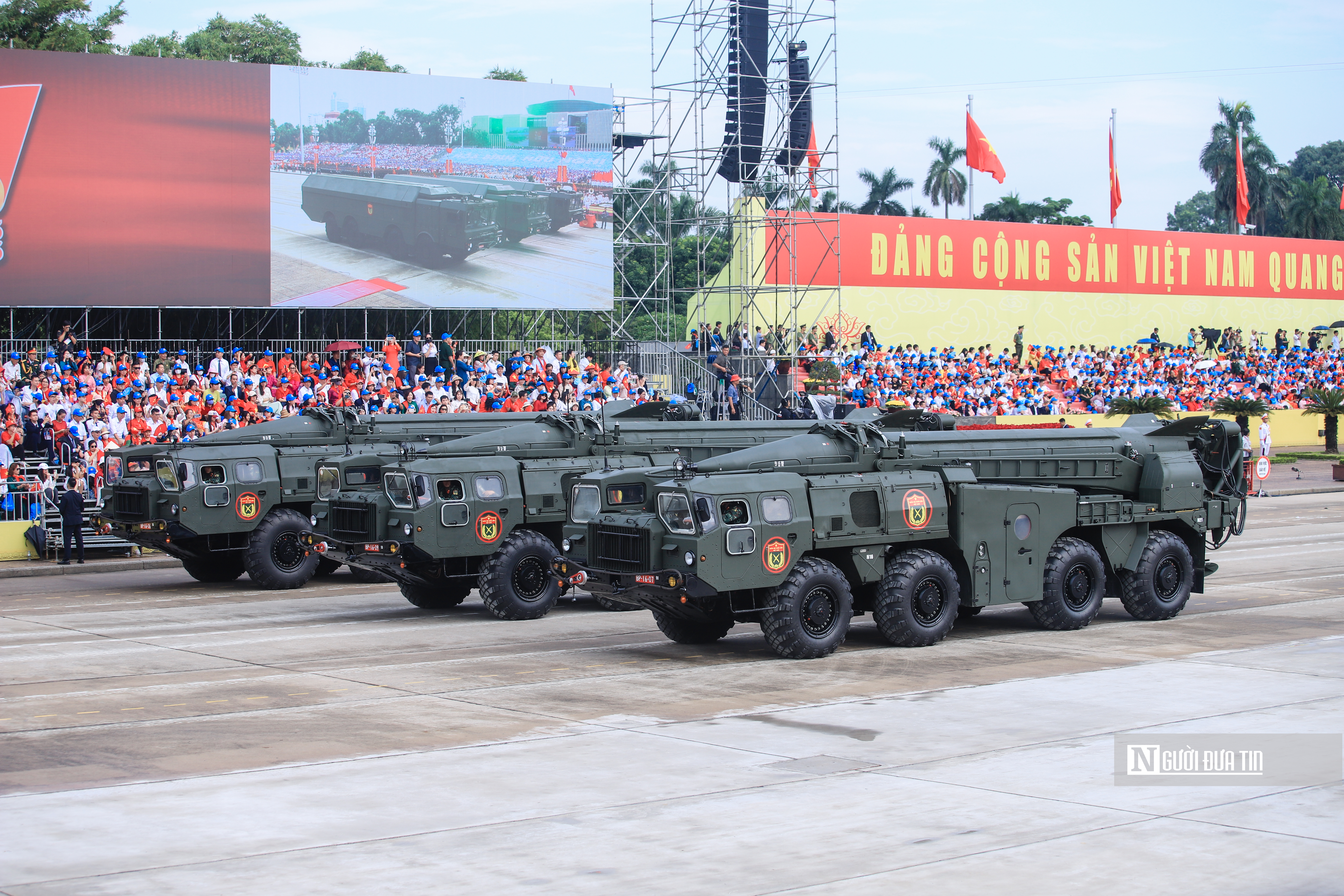 Video: Cận cảnh tổ hợp tên lửa đạn đạo Scud-B và dàn khí tài "khủng" tại tổng duyệt A80- Ảnh 2. Video: Cận cảnh tổ hợp tên lửa đạn đạo Scud-B và dàn khí tài "khủng" tại tổng duyệt A80- Ảnh 2.