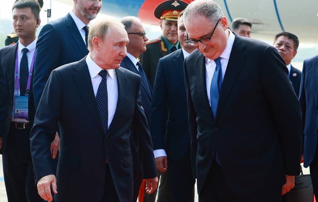 Tổng thống Nga Vladimir Putin tới Thiên Tân tham dự Hội nghị thượng đỉnh SCO 2025- Ảnh 1. Tổng thống Nga Vladimir Putin tới Thiên Tân tham dự Hội nghị thượng đỉnh SCO 2025- Ảnh 1.