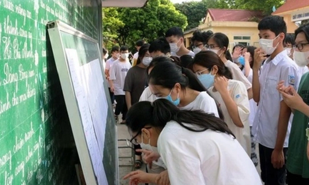 Bản tin 1/9: Gia hạn thời gian xác nhận nhập học trực tuyến đến 2/9- Ảnh 1. Bản tin 1/9: Gia hạn thời gian xác nhận nhập học trực tuyến đến 2/9- Ảnh 1.