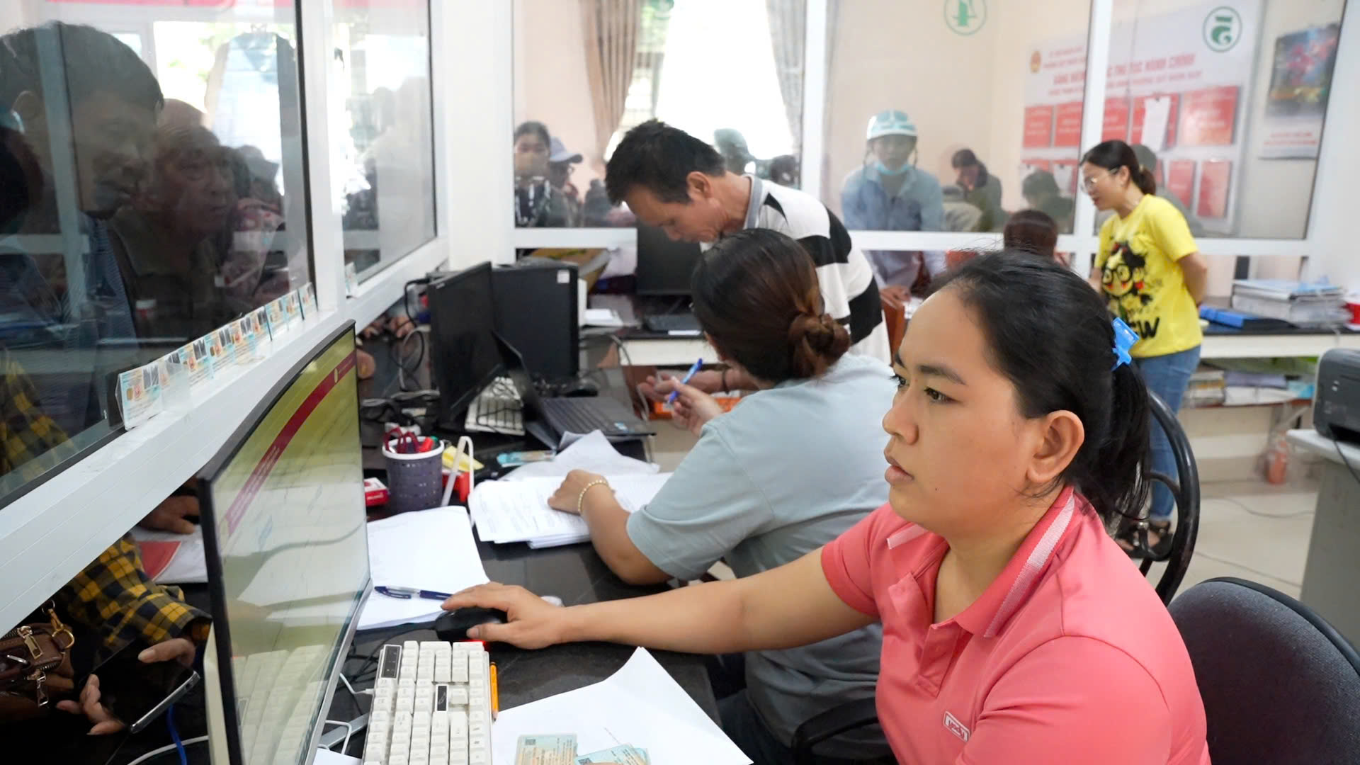 Người dân Gia Lai bày tỏ niềm vui bất ngờ khi được nhận quà dịp 2/9- Ảnh 4. Người dân Gia Lai bày tỏ niềm vui bất ngờ khi được nhận quà dịp 2/9- Ảnh 4.