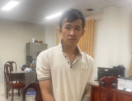 Bắt đối tượng giả mạo giao dịch chuyển khoản để lừa đảo- Ảnh 1. Bắt đối tượng giả mạo giao dịch chuyển khoản để lừa đảo- Ảnh 1.