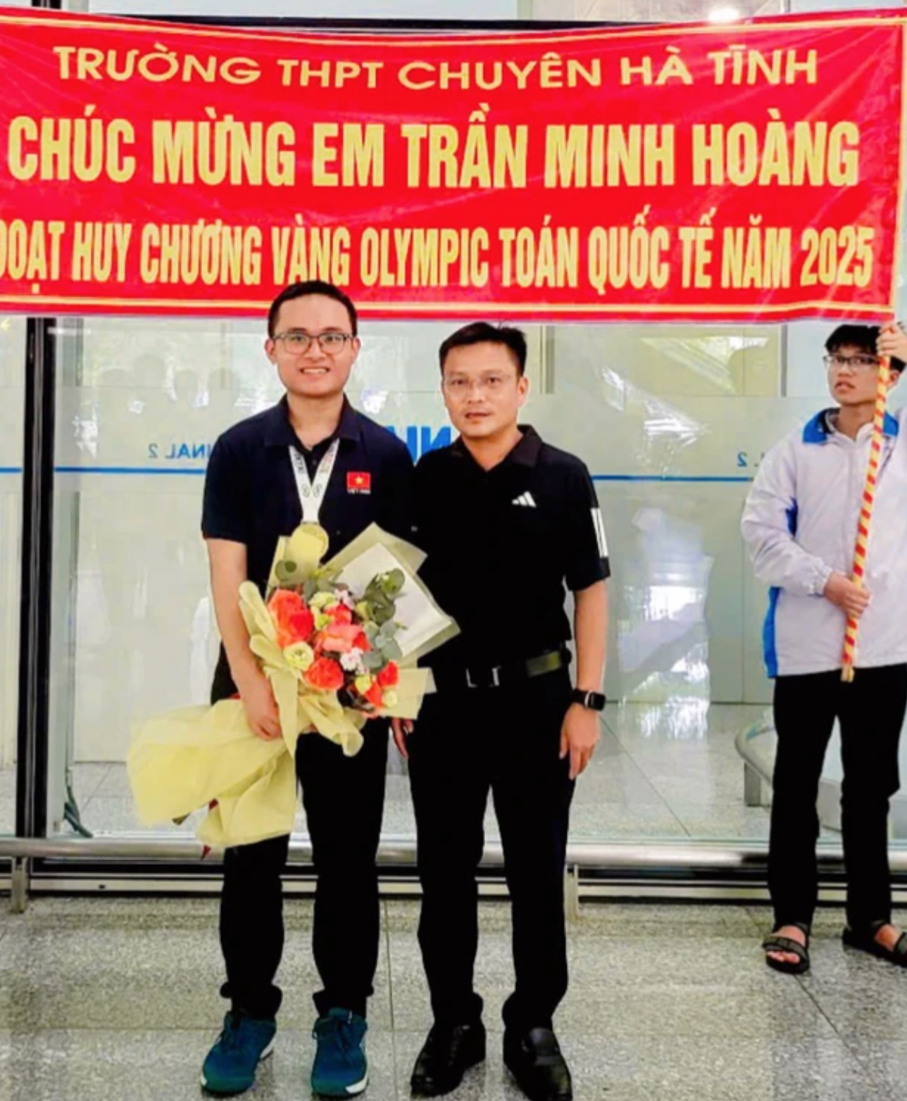 Hà Tĩnh: Vinh danh 2 học sinh đoạt Huy chương Vàng Olympic Toán học quốc tế- Ảnh 2.