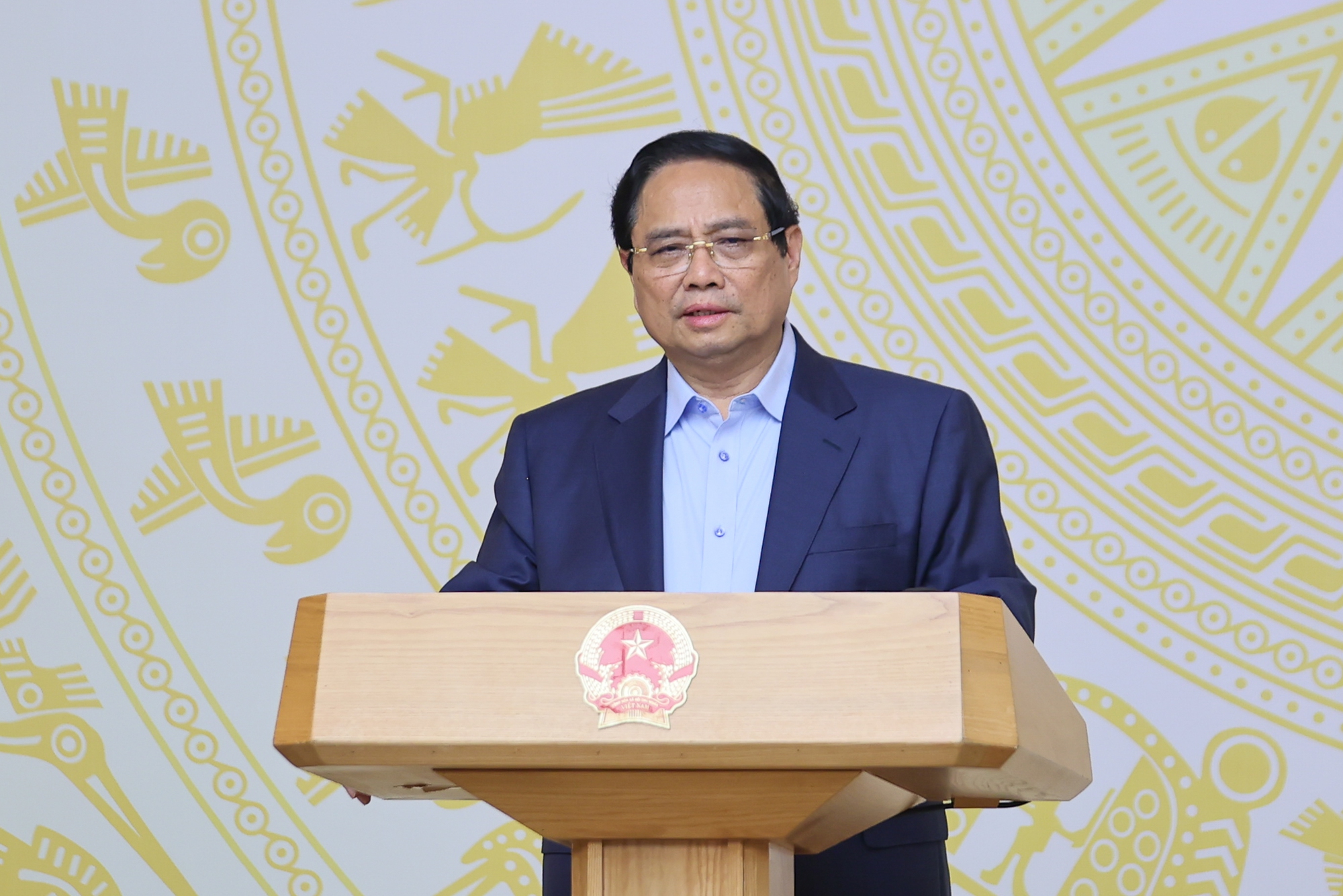 Thủ tướng chủ trì phiên họp về phát triển công nghiệp bán dẫn - Ảnh 1.
