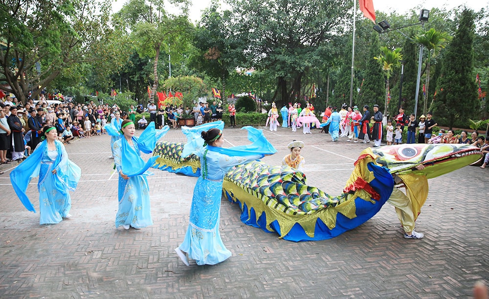 [E] Gìn giữ hồn cốt, nếp sống người Hà Nội - Bài 3: Gieo văn hóa mỗi ngày, viết tiếp khát vọng ngàn năm - Ảnh 4.